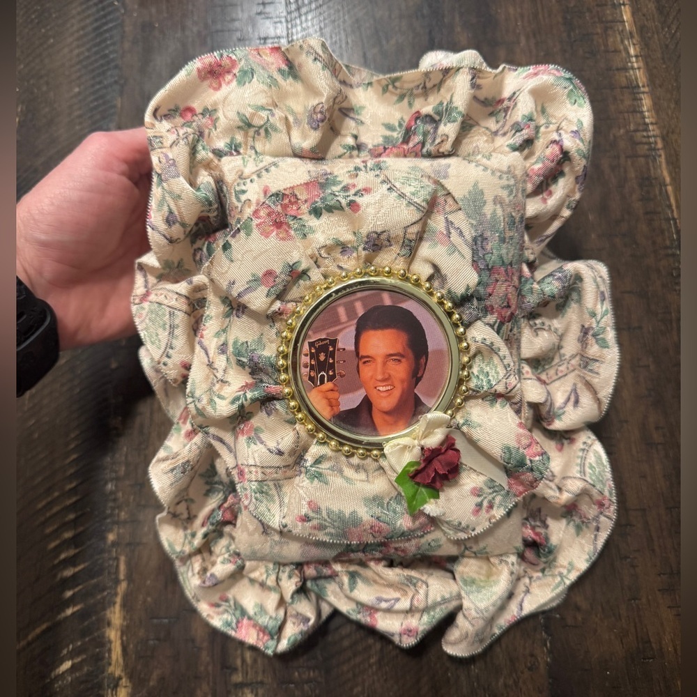 Elvis Presley Floral Ruffled  Photo album